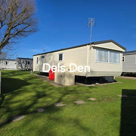 Del'S Den Lakeside Weeley Bridge Экстерьер фото